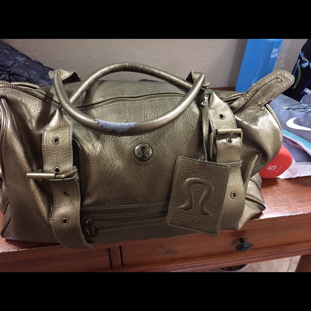 Lululemon bag